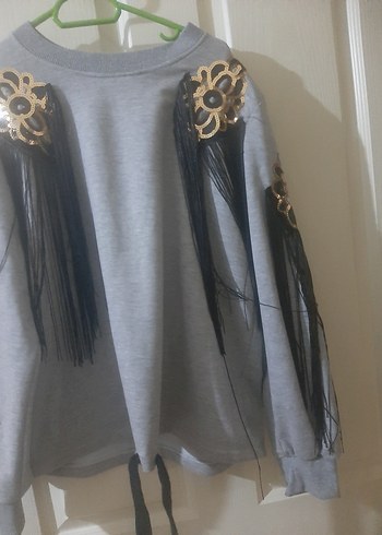 Püsküllü Nakışlı Gri Kadın Sweatshirt - Görsel 2