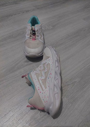 Beyaz Kız Çocuk Spor Ayakkabı Yılan Desenli - Görsel 4