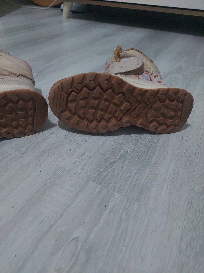 Kız Çocuk Bej Baskılı Lastikli Bot - Görsel 4