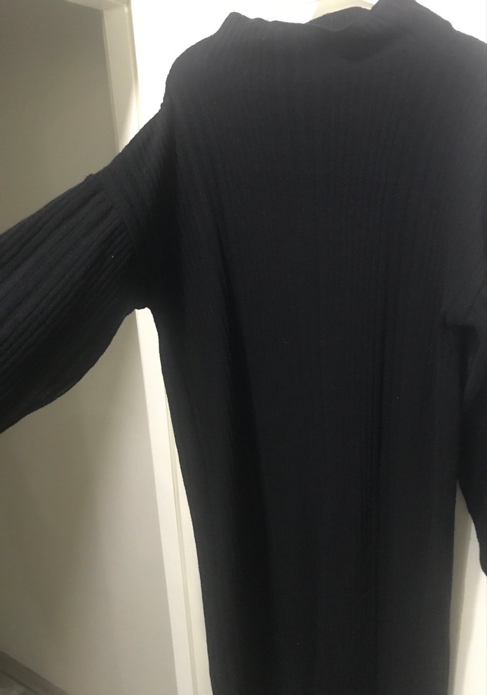 Siyah Uzun Kol Yüksek Yakalı Salaş Elbise - Görsel 3