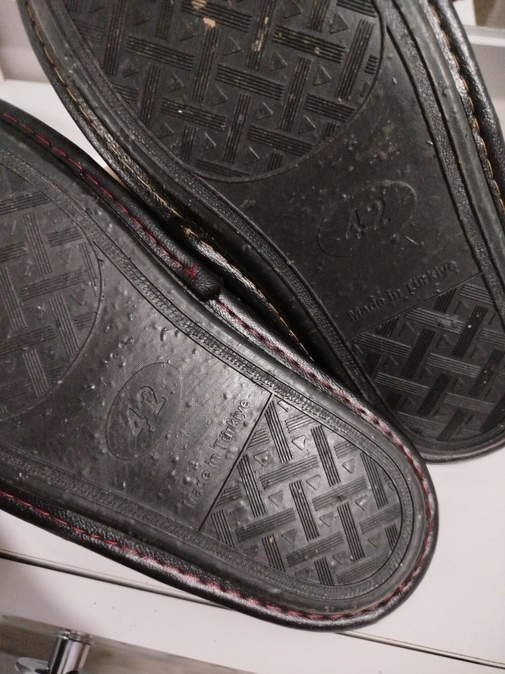 Erkek Siyah Tokalı Ev Terliği - Görsel 3