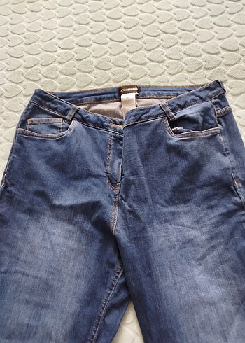 Kadın Mavi Kemerli Geniş Kesim Midi Kot Pantolon - Görsel 2