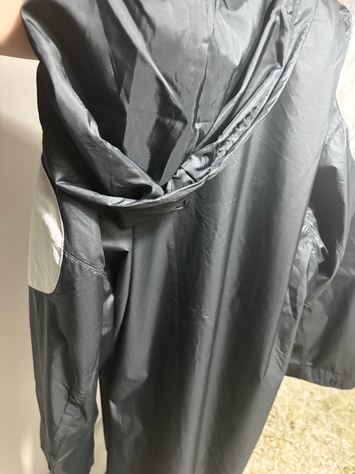 nike Uzun Yağmurluk Kapüşonlu - Görsel 4