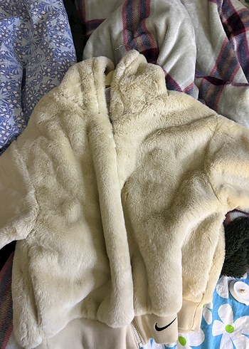 Nike Sportswear Faux Fur Full-Zip Hoodie - Görsel 2