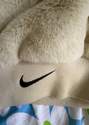 Nike Sportswear Faux Fur Full-Zip Hoodie - Görsel 3