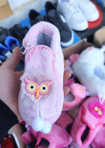 Pembe Kürklü Kız Çocuk Ev Terliği - Görsel 5