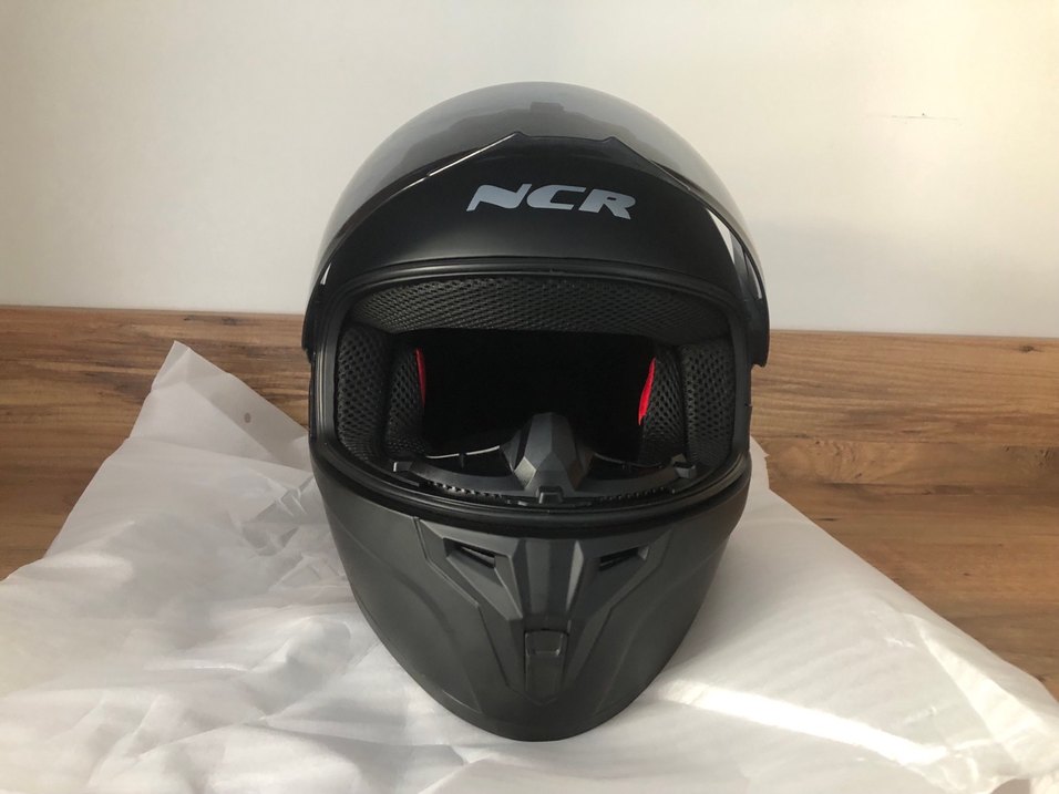 Siyah NCR Motosiklet Kaskı XL - Görsel 4