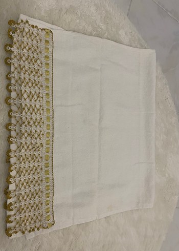 Nakışlı Beyaz Havlu - Görsel 2