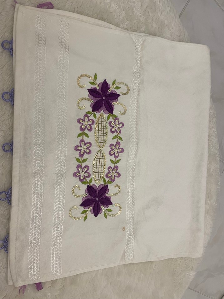Mor Nakışlı Bohem Tarzı Havlu - Görsel 2