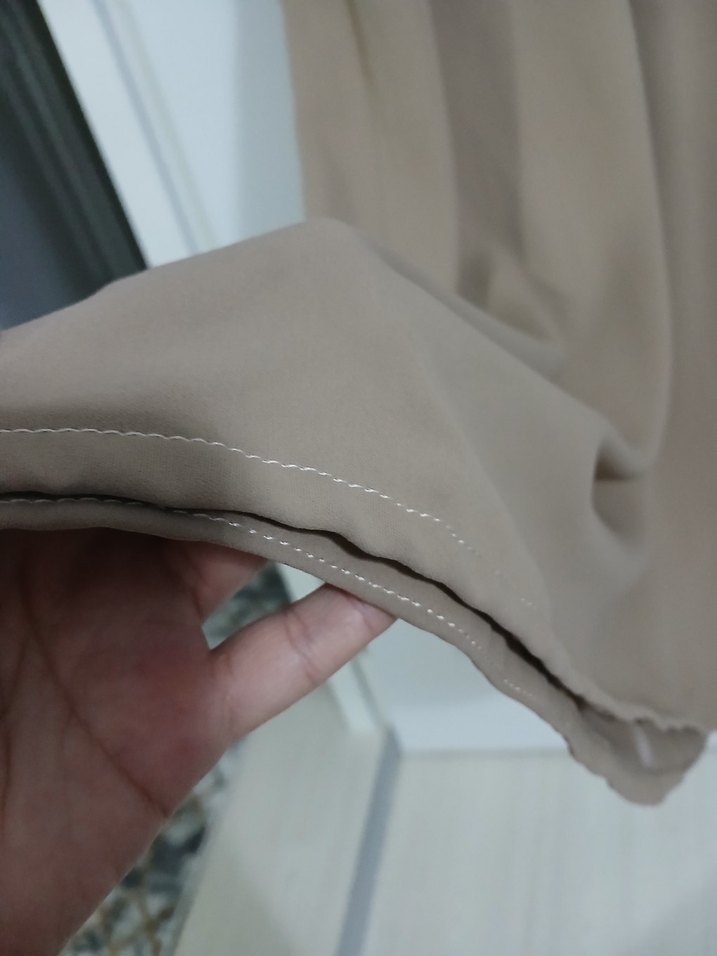 Bej Uzun Kollu Rahat Kesim Elbise - Görsel 4