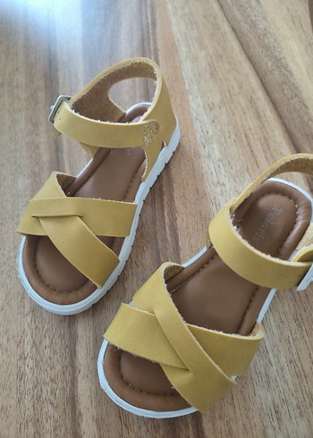 Sarı Tokalı Kız Sandalet Polaris - Görsel 3