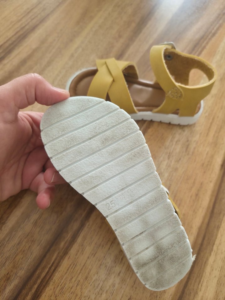 Sarı Tokalı Kız Sandalet Polaris - Görsel 5