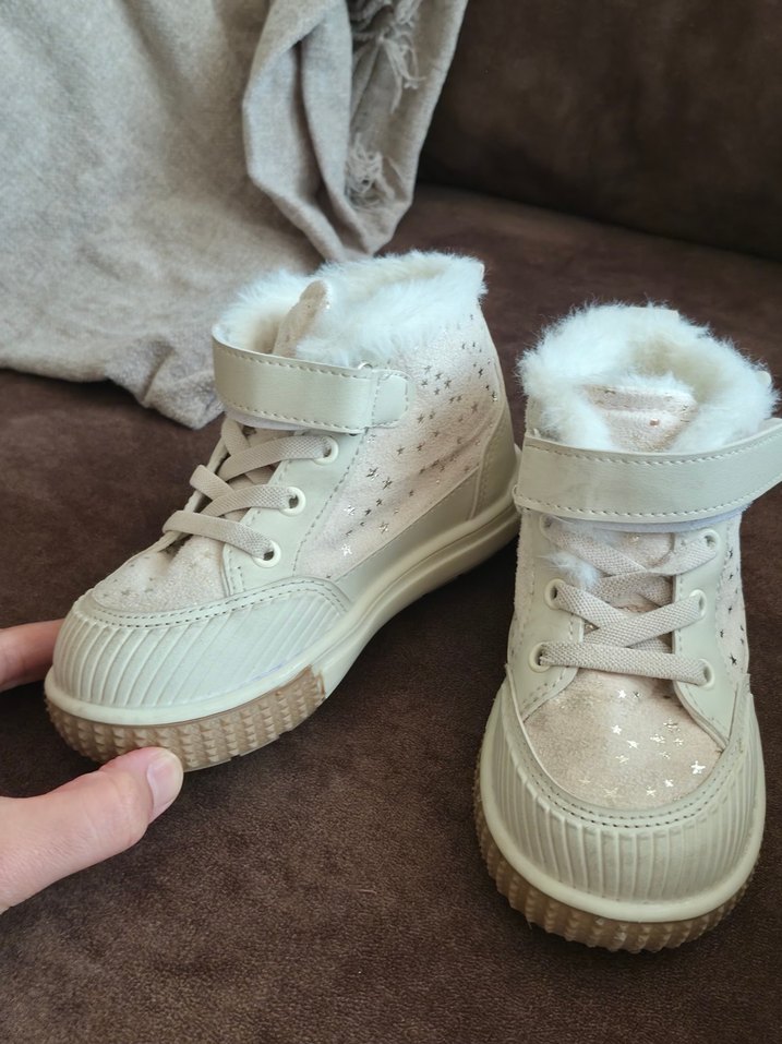 Lcw Beyaz Kürklü Kız Çocuk Botu - Görsel 4