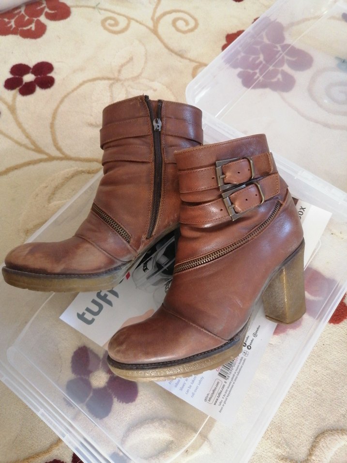 Kahverengi Deri Tokalı Kadın Topuklu Bot - Görsel 2