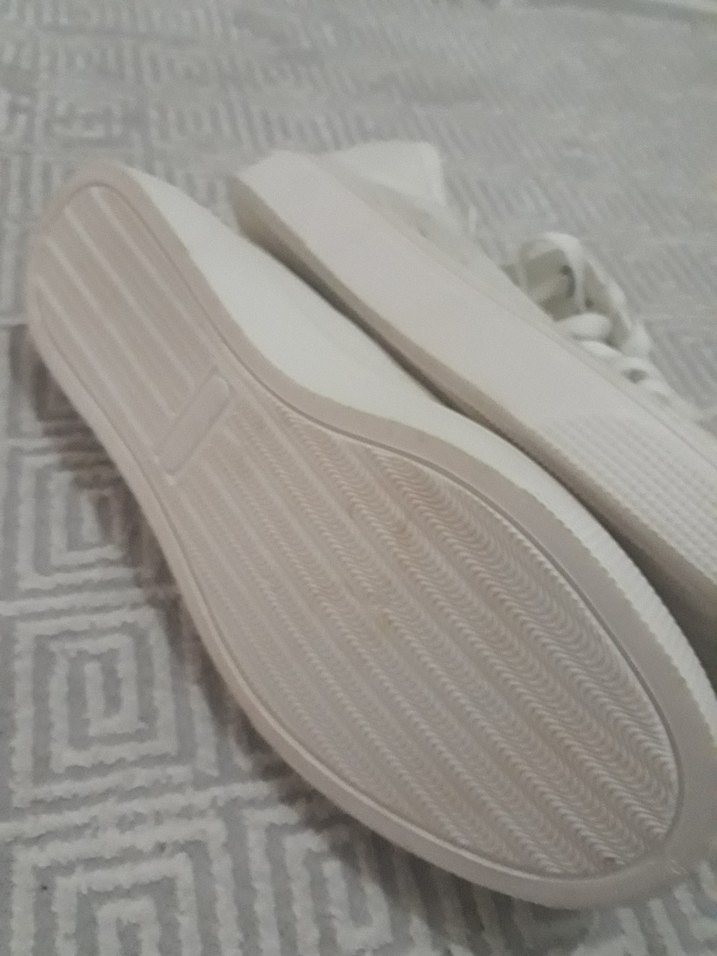 Beyaz Kadın Bağcıklı Spor Ayakkabı - Görsel 3