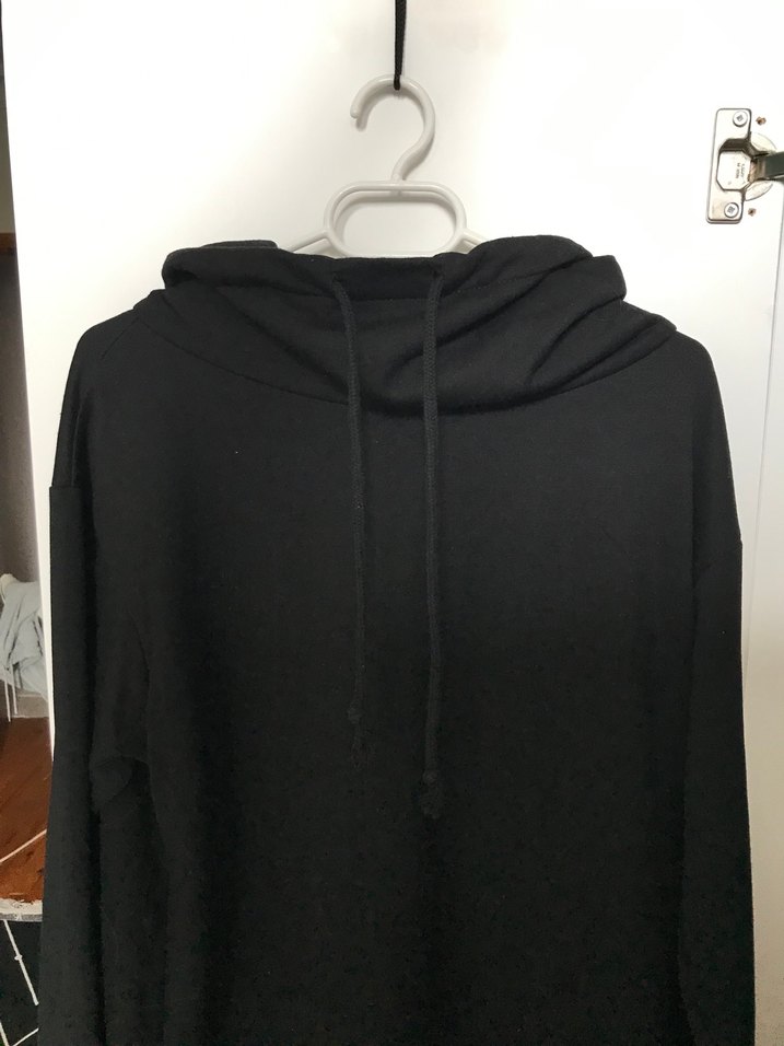 Siyah Kapüşonlu Kadın Sweatshirt - Görsel 2