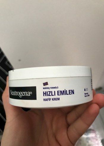 Neutrogena Hızlı Emilen Çok Amaçlı Krem - Görsel 2