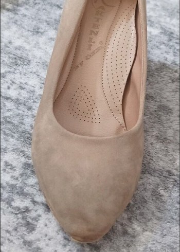 Bej Süet Dolgu Topuklu Stetetto - Görsel 3