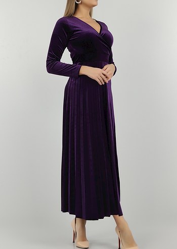 Mor Piliseli Kadife Elbise - Görsel 2