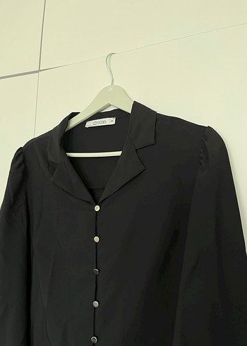 Kadın Siyah Düğmeli Uzun Kollu Gömlek - Görsel 2