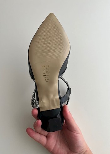 Siyah Bilekten Stiletto Topuklu Ayakkabı - Görsel 4