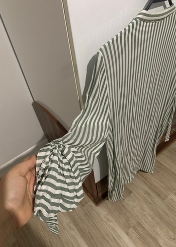 Primark Yeşil Çizgili Uzun Kollu Kadın Gömlek - Görsel 5