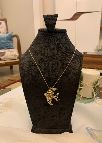 Altın Renkli Zincir Detaylı Balık Kolye - Görsel 2