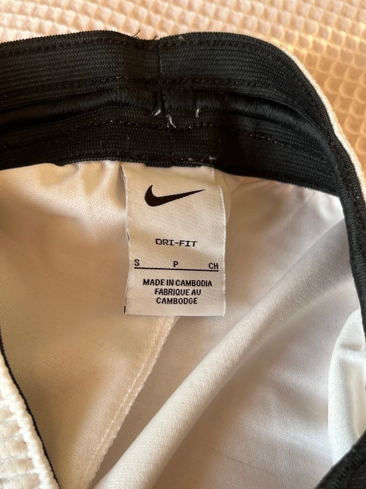 Nike Beyaz Siyah Spor Şort (S) - Görsel 4