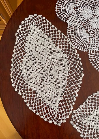 El Yapımı Beyaz Dantel Örtüler - Görsel 3