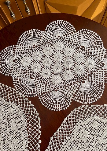 El Yapımı Beyaz Dantel Örtüler - Görsel 2