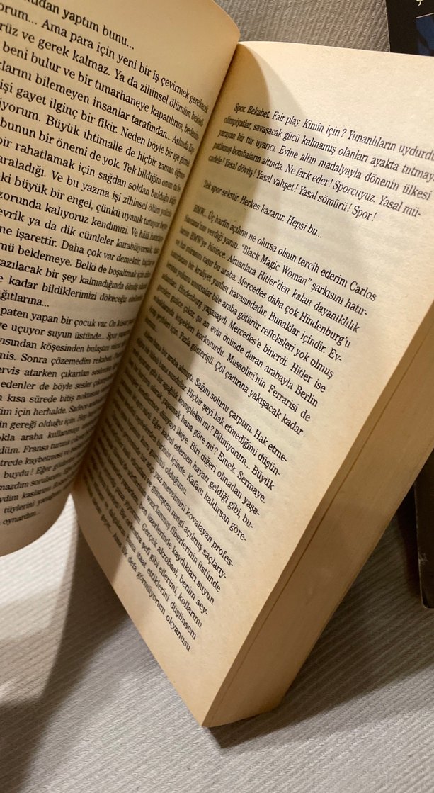 Kinyas ve Kayra ile Çok Gözyaşı Döküldü Romanları - Görsel 3