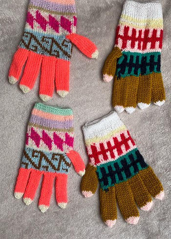 El Emeği Renkli Desenli Eldivenler 2 adet - Görsel 4