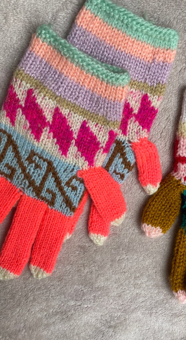 El Emeği Renkli Desenli Eldivenler 2 adet - Görsel 3