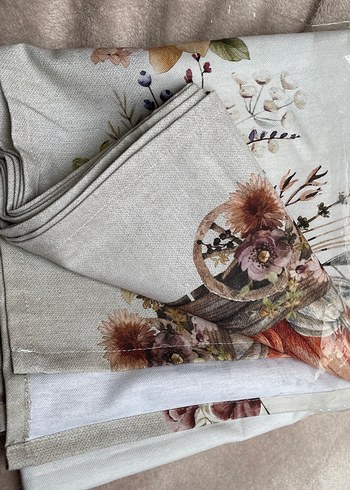 Cottonova Çiçek Desenli Masa Örtüsü - Görsel 4