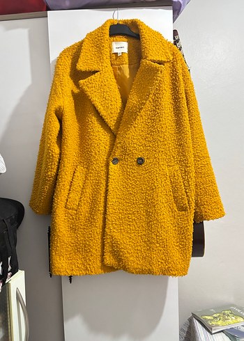 Sarı Düğmeli Midi Kadın Kaban - Görsel 2