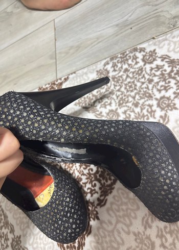 Yılan Desenli Siyah Stiletto Topuklu Kadın Ayakkabı - Görsel 5