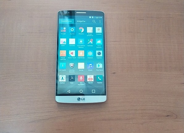 LG G3 16 GB 2 GB ram