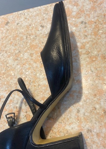 Klasik Siyah Tokalı Topuklu Kadın Ayakkabı - Görsel 5