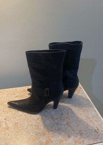 Divarese marka,  Deri  Topuklu,tokalı kayış detaylı vintage Bot - Görsel 9