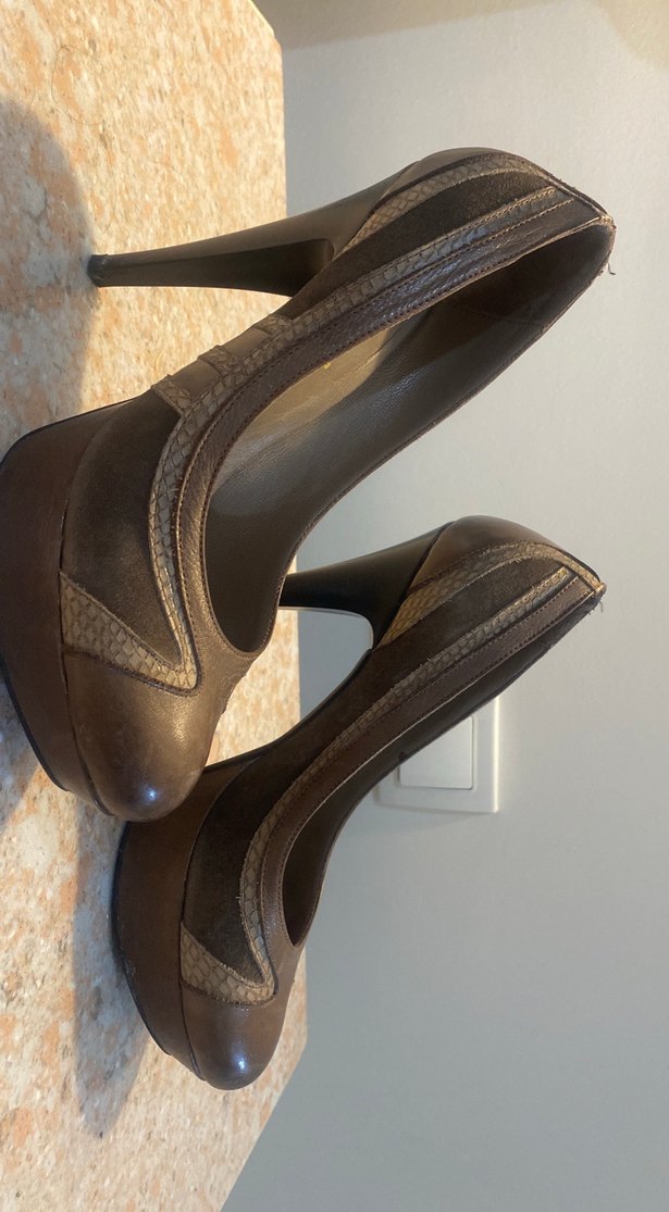 Kahverengi Deri Kadın Dolgu Topuk Ayakkabı - Görsel 2