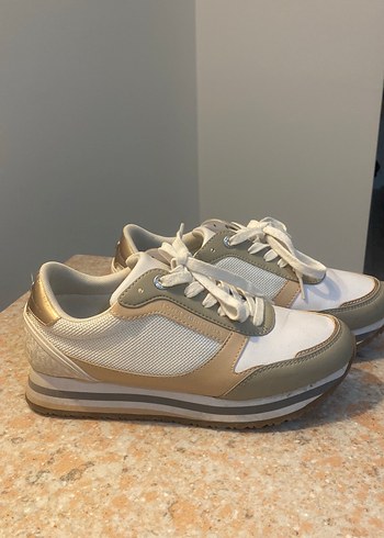 Beyaz Kadın Dolgu Topuklu Spor Ayakkabı - Görsel 3