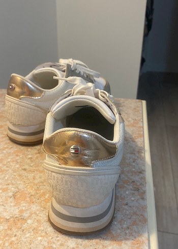 Beyaz Kadın Dolgu Topuklu Spor Ayakkabı - Görsel 4