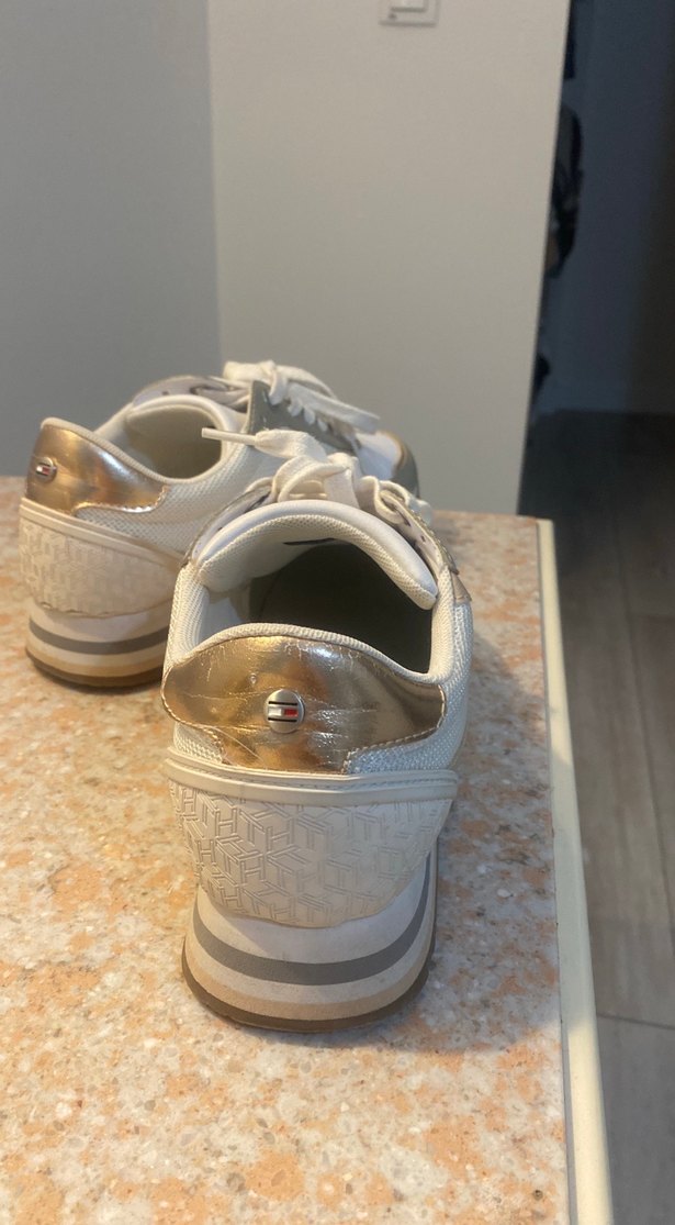 Beyaz Kadın Dolgu Topuklu Spor Ayakkabı - Görsel 4