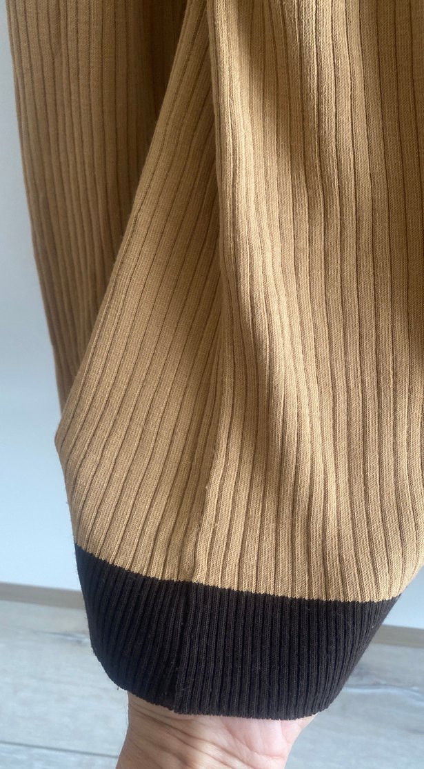 Bej Kadın Boğazlı Triko Kazak - Görsel 4