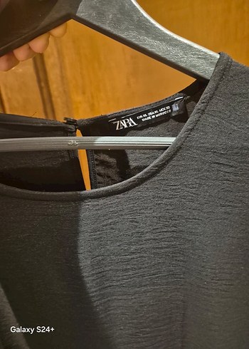 Zara Siyah Piliseli Uzun Elbise - Görsel 6