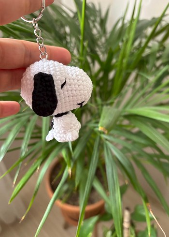 Örgü Beyaz Snoopy Köpek Anahtarlık - Görsel 2
