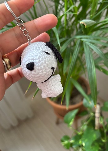 Örgü Beyaz Snoopy Köpek Anahtarlık - Görsel 3