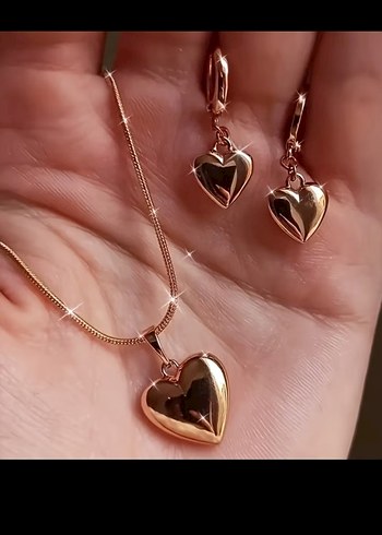 Parlak Altın Zincirli Kalp Kolye ve Küpe Seti - Görsel 2