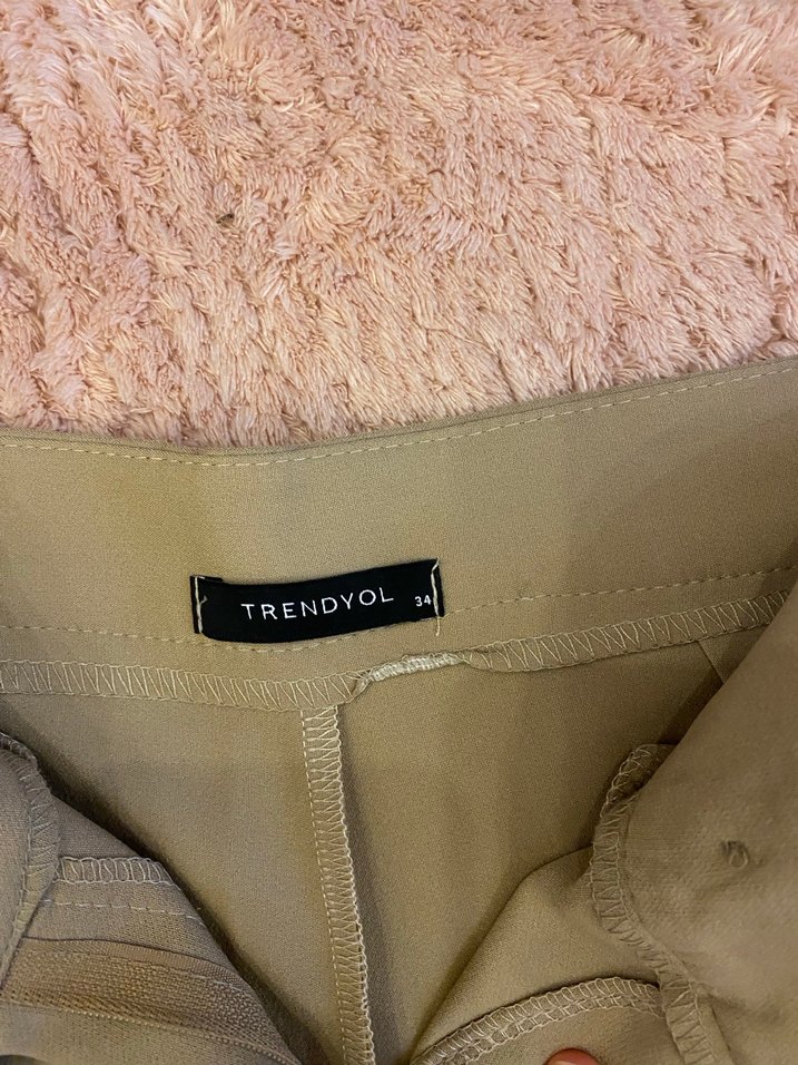 Bej Kemerli Kumaş Pantolon - Görsel 3