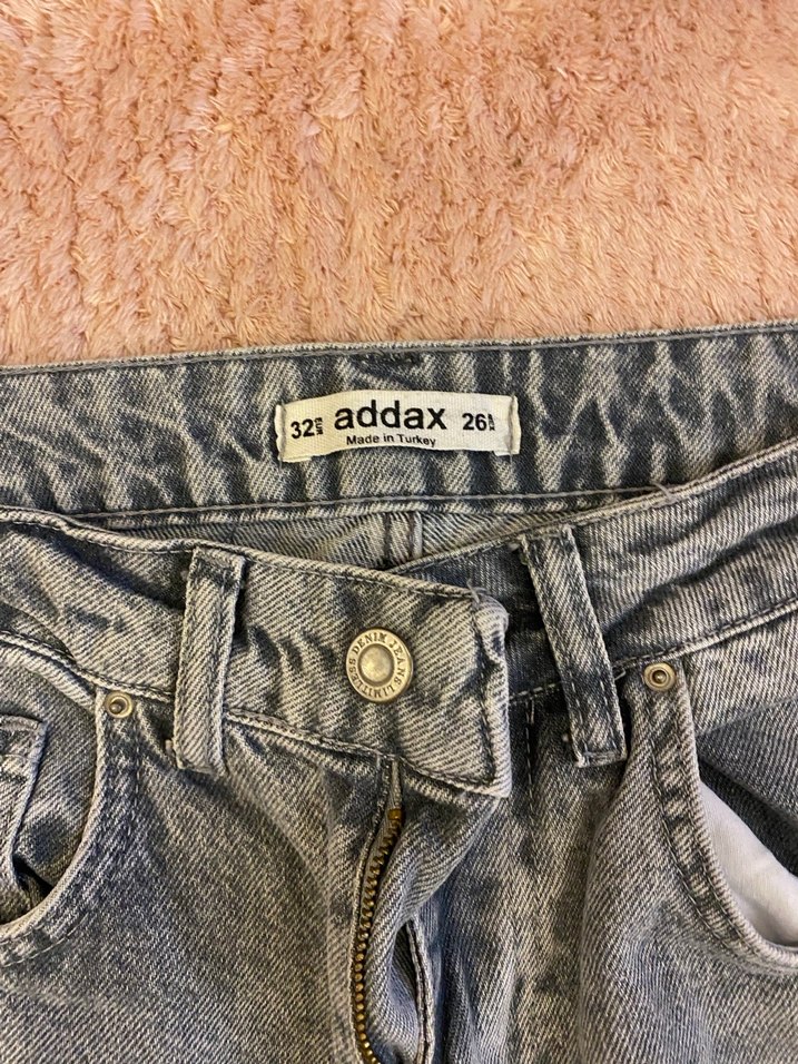 Gri Yırtık Detaylı Salaş Kot Pantolon - Görsel 2